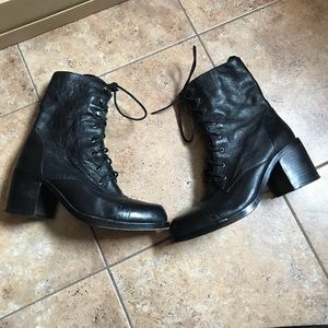 Dolce Vita black boots with heel size 7.5